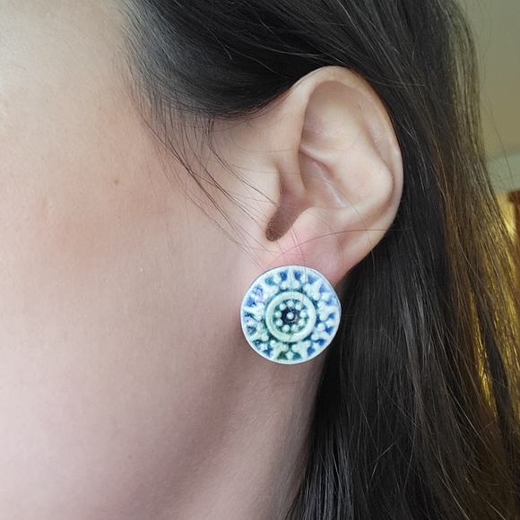 Vintage Tribal Design Wood Painted Stud Earrings - Picture 1 of 6